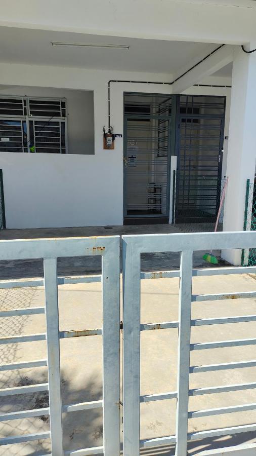 Dadide Guesthouse Alor Gajah Exteriér fotografie